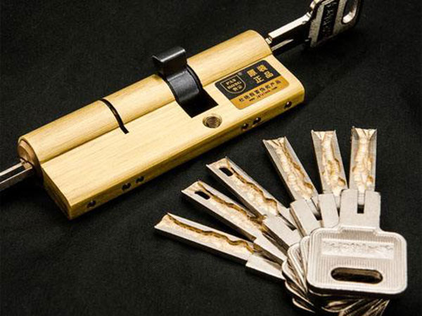 昆山24小时上门开锁公司